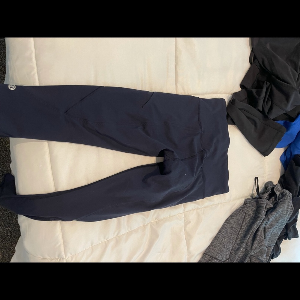 Lululemon navy leggings